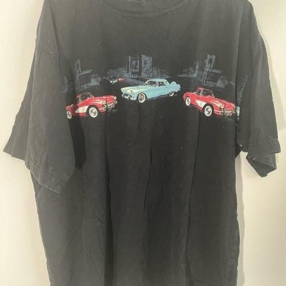 Clear Water Outfitter Car T Shirt Size XL
